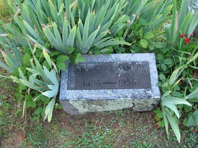 Dave Smith and Family Visit Camden Tour
Grave marker, Leland Smith, Dave's grandfather.  Westdale Cemetery.
