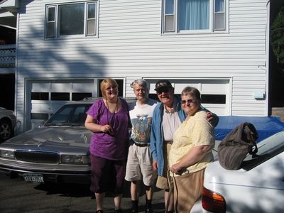 Dave Smith and Family Visit Heading Back to Indiana
Another view, Highams House in background.  Sheri, Clive, Dave, and Evelyn

