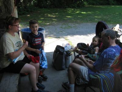 2015 Family Reunion, July 11, 2015
Glazer Family
Mary Higham Glazer; Eli Glazer; Audriann Glazer; Mark Glazer
