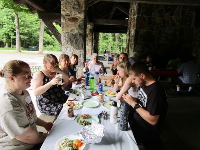 2016 Family Reunion July 9, 2016
Florie Parmelee; Abigail Parmelee; Miriam Smith Parmelee; Julie Maynard Hart; Mary Lou Costello Maynard; Len Hart; Jim Parmelee; Shelby Deere; Nate Parmelee
