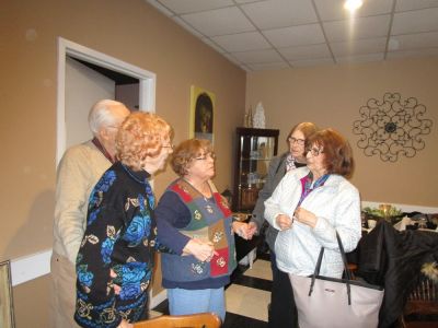 2017 Fall Gathering 11/18/17 at Nicole's
L to R: Jan Rung Abrams; Bob Abrams; Mary Smith Taglieri; Bonnie Pierson Smith; Pat Rees Smith
