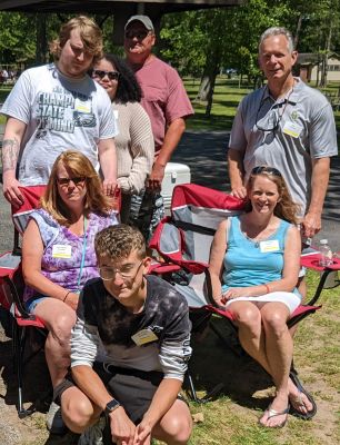 2022 Family Reunion July 9, 2022 VBSP
Family Groups:
Left: Joan Higham Entwistle, seated; Cole kneeling; in back, Justin; Skye Casiano, guest; Jim Entwistle;
Right: Ann Higham Hughes, seated; Ben Hughes, in back
