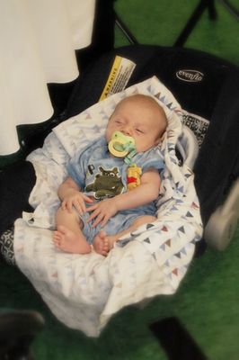 Sunday Party at OLS School
Tables: Eli Glazer.  Where's my dish?
