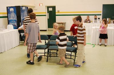 Sunday Party at OLS School
Games: Musical chairs 1
