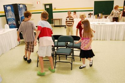 Sunday Party at OLS School
Games Musical Chairs 2
