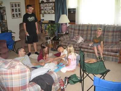 Friday/Saturday Breakfast and Picnic
Picnic:  Hangin' with Eli in the Living Room.  Mark; Julia; Joe; and Madison watch.  Jake and Justin do Wii in Living Room.
