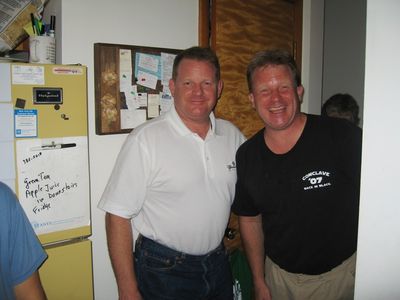 Friday/Saturday Breakfast and Picnic
Picnic: John and Jim Higham get reacquainted.
