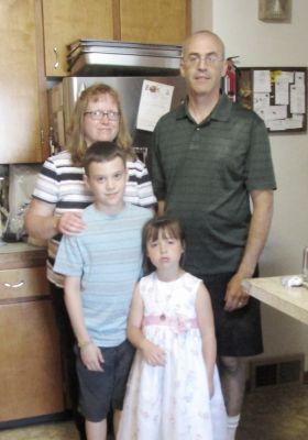 60th Anniversary Party Jack & Jan August 10, 2019
The Glazer Family:
Mary Higham Glazer; Mark Glazer; Eli Glazer; Audriann Glazer
