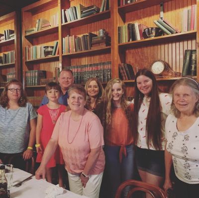 60th Anniversary Party Jack & Jan August 10, 2019
Lunch at Number 5
L to R: Mary Glazer; Audriann Glazer; John Higham; Sue Higham Foley; Cathy Foster Higham; Madison Higham; Juia Higham; Jan Mack Higham

