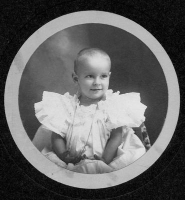 Curtiss / Perin Family
Winifred Perin (Upham)
daughter of Christine Curtiss and Harold Perin
